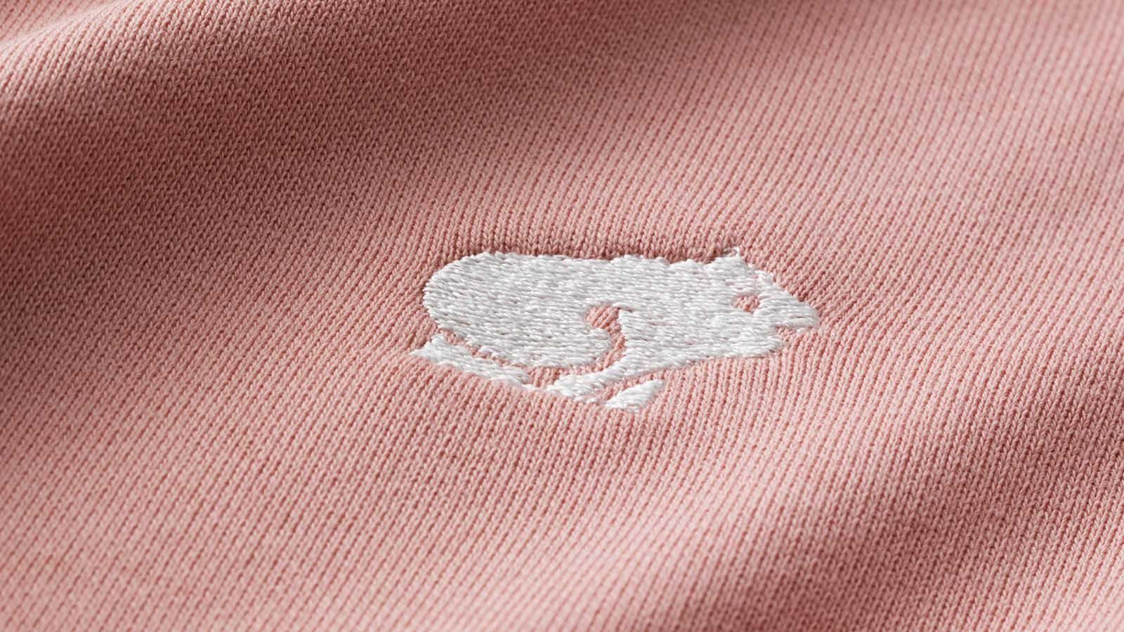 CLASSIC CHEST LOGO SWEATSHIRT - ROSE TAN / LILY WHITE - Image 3
