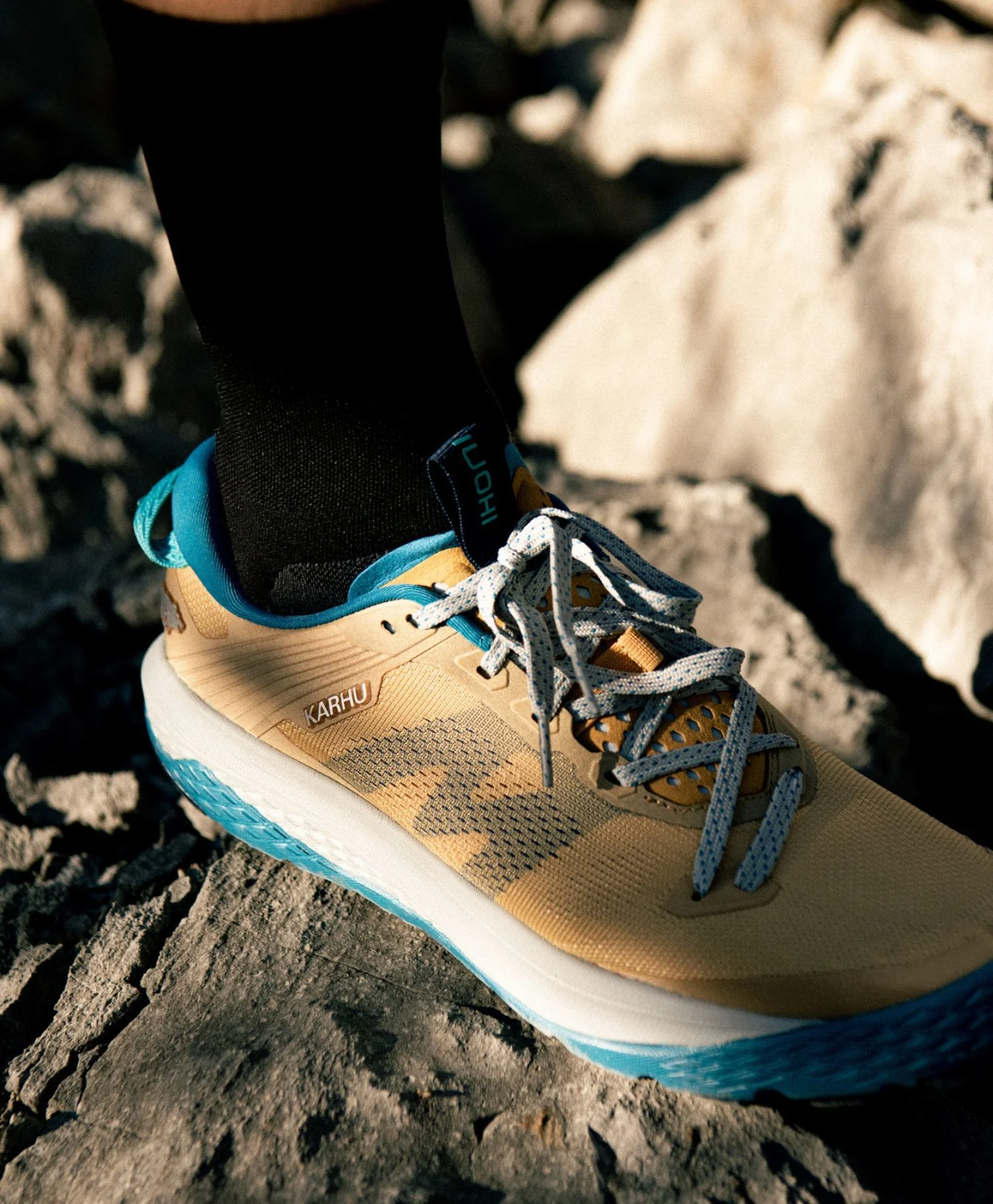 WOMEN'S IKONI TRAIL 1.0 - NEW WHEAT / CRYSTAL TEAL - Image 8