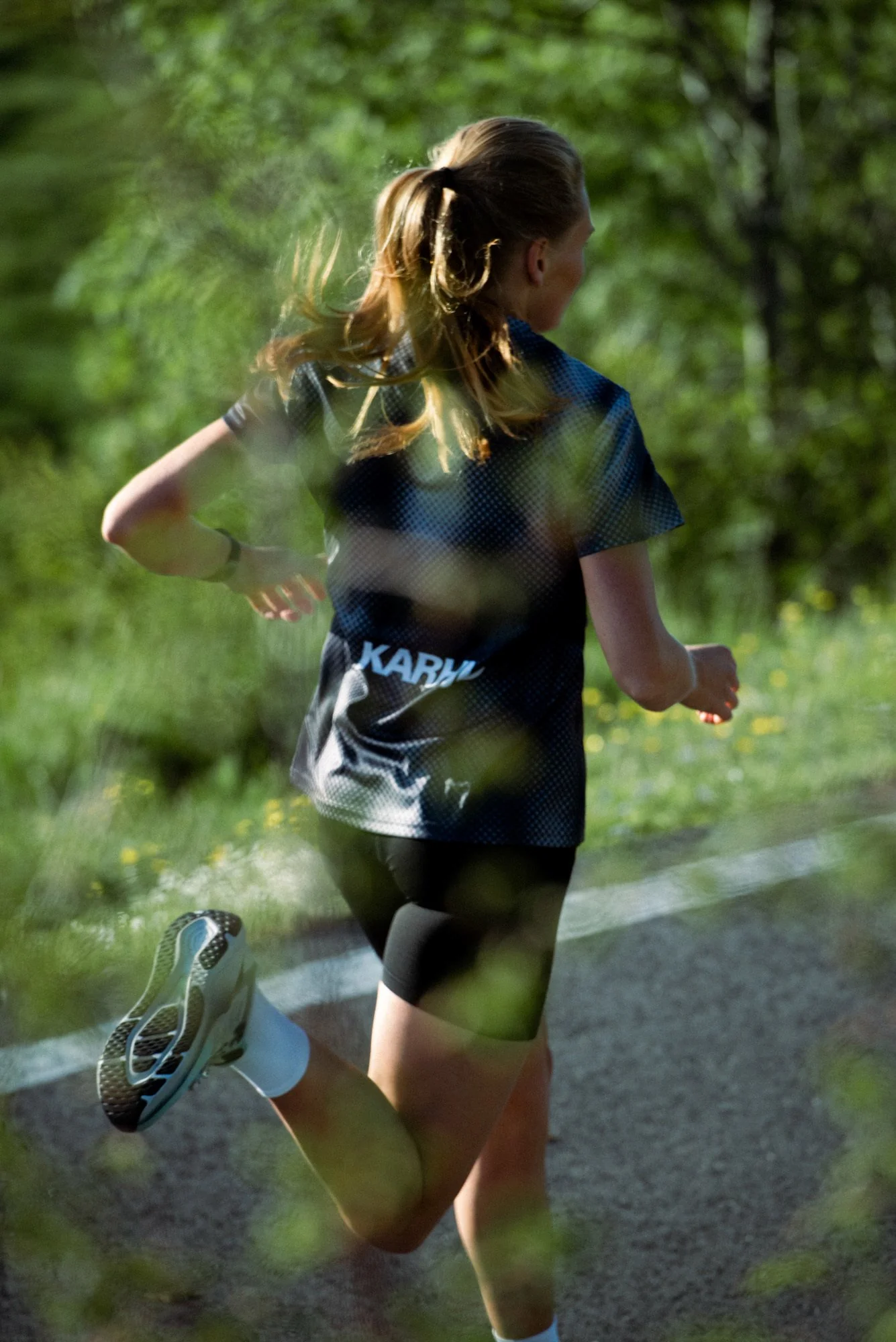 WOMEN'S MESTARI RUN 1.5 - BLUE HAZE / PATINA GREEN - Image 9