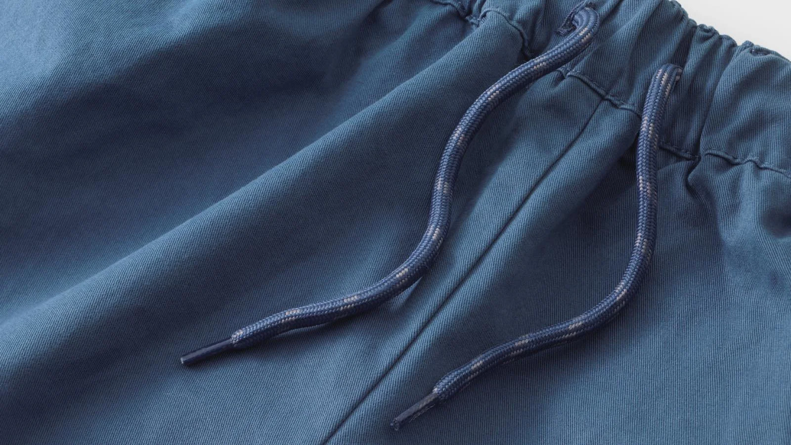 TRAMPAS SHORTS - ENSIGN BLUE / FOGGY DEW - Image 4